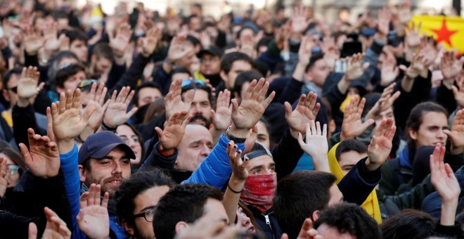 Manifestantes en Barcelona durante el 21-D. REUTERS