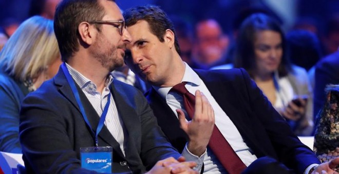 Maroto y Casado, durante la Convención Nacional del PP. EFE/Chema Moya