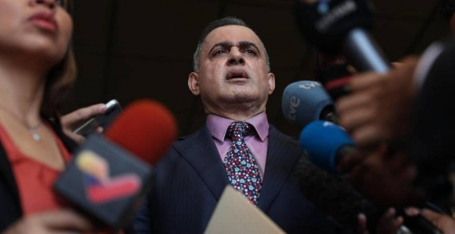 El fiscal general de Venezuela, Tarek Saab, en rueda de prensa este martes en la sede del Tribunal Supremo de Justicia en Caracas (Venezuela). / EFE