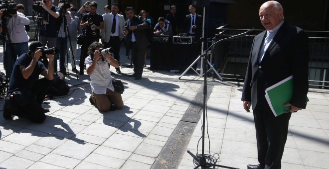 El cardenal de Santiago de Chile Ricardo Ezzati, en unas declaraciones a los periodistas. REUTERS/Stringer