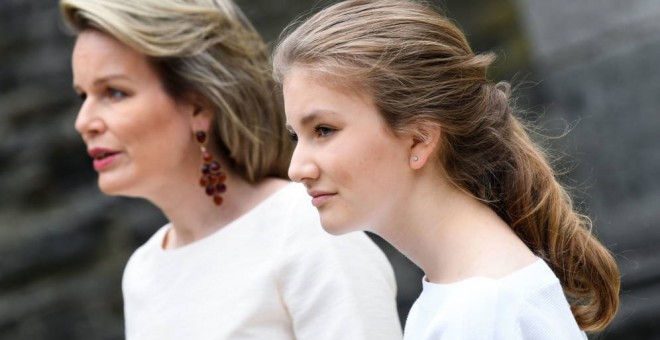 Isabel de Bélgica junto a la reina Matilde.- EFE