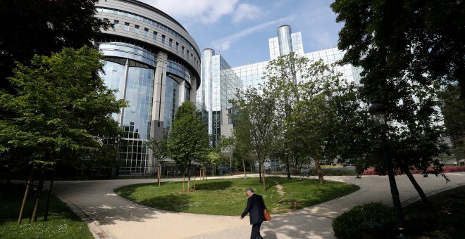 Vista del Parlamento Europeo antes de las elecciones de la UE en Bruselas. Reuters