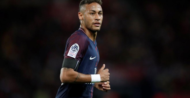 Neymar durante un partido con el PSG. REUTERS/Archivo.