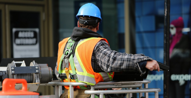 Tanto los salarios como los beneficios empresariales acumulan cuatro años de lenta pero sostenida subida en el sector de la construcción. PXHERE