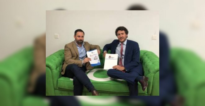 El candidato por Guadalaja junto a Santiago Abascal.