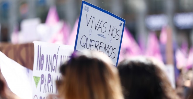 08/10/2019 - Pancarta que reza 'nos queremos viva' durante el 8M. EUROPA PRESS