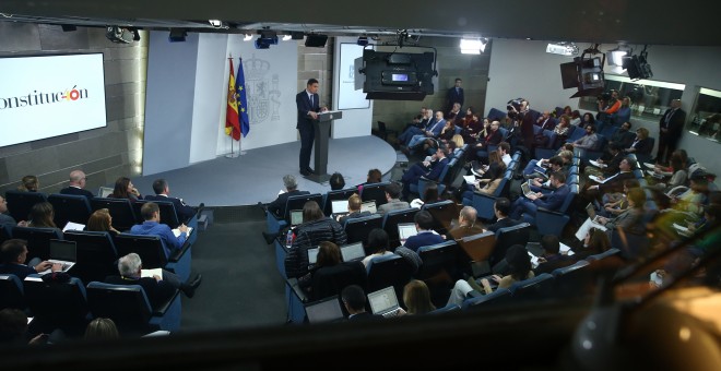 Foto de diciembre de 2018, del presidente del Gobierno, Pedro Sánchez, durante la rueda de prensa posterior al Consejo de Ministros en la que ofreció el balance de gestión del Gobierno. POOL MONCLOA/Fernando Calvo