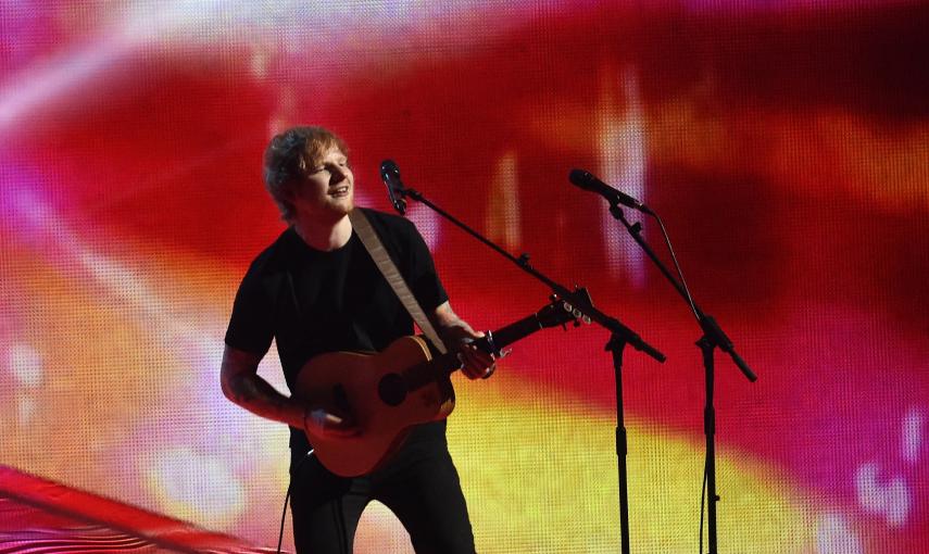 En una gala en el pabellón O2 Arena de Londres, Sheeran se impuso con su disco "X" en la categoría más relevante de la velada. REUTERS/Toby Melville