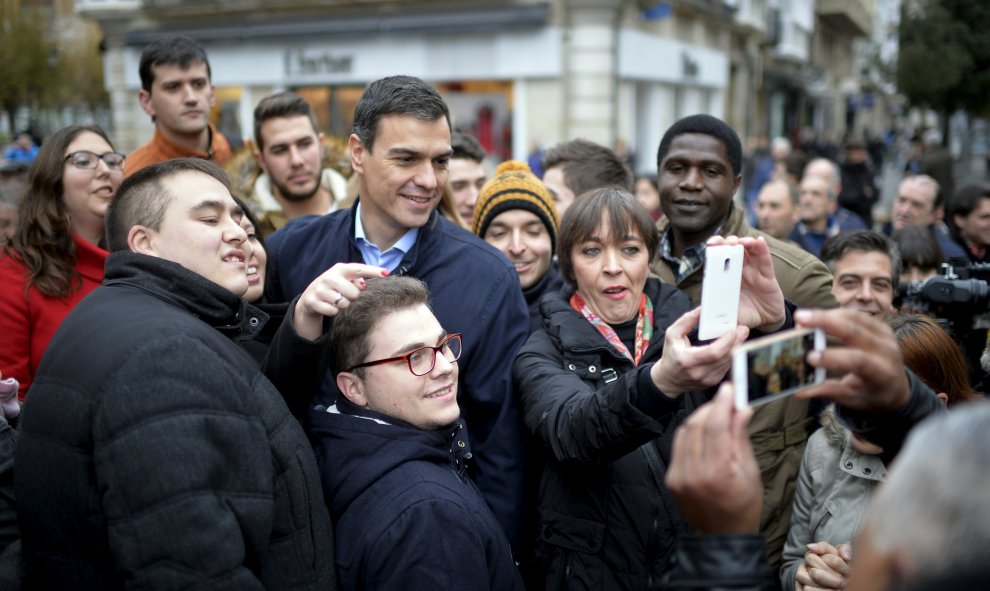 Sánchez suma y sigue.- REUTERS.