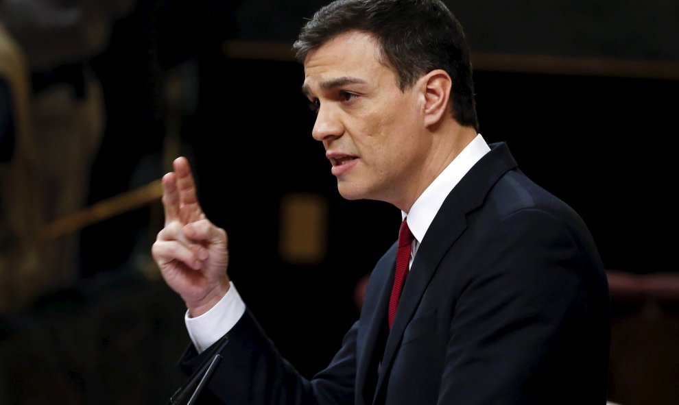 Pedro Sánchez durante el discurso de investidura.- REUTERS