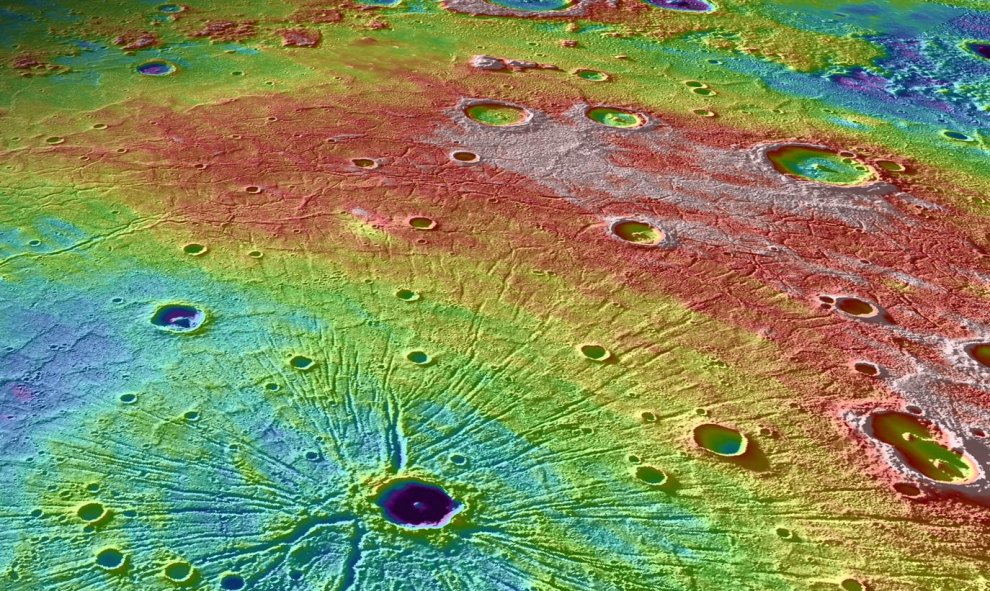 Noroeste de la Cuenca Caloris, una depresión de alrededor de 1500 km de diámetro que se formó hace miles de millones de años por el impacto de un proyectil grande en la superficie de Mercurio. NASA/Johns Hopkins University Applied Physics Laboratory/Carne