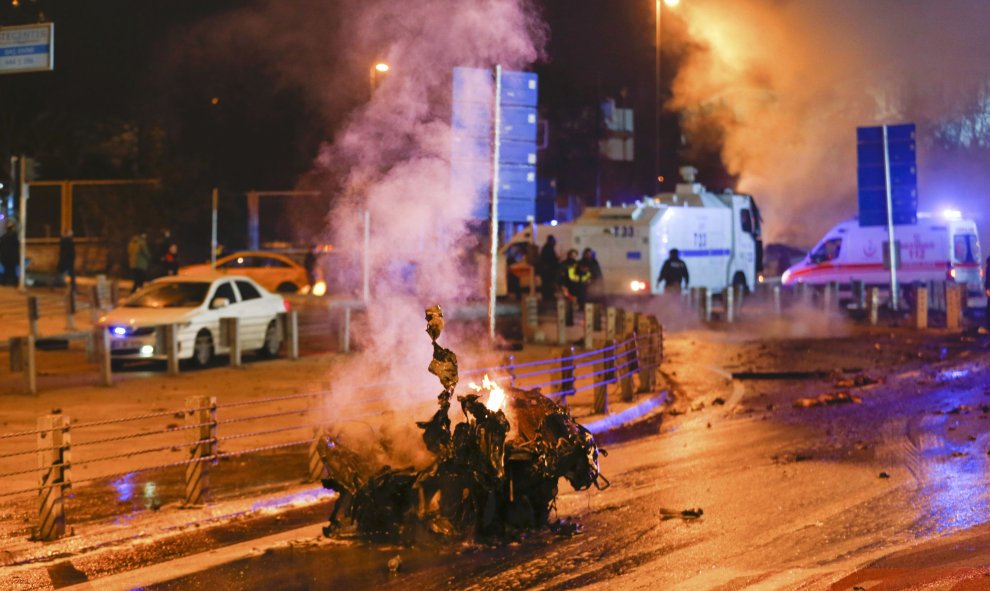 El atentado en Estambul, en imágenes./ REUTERS