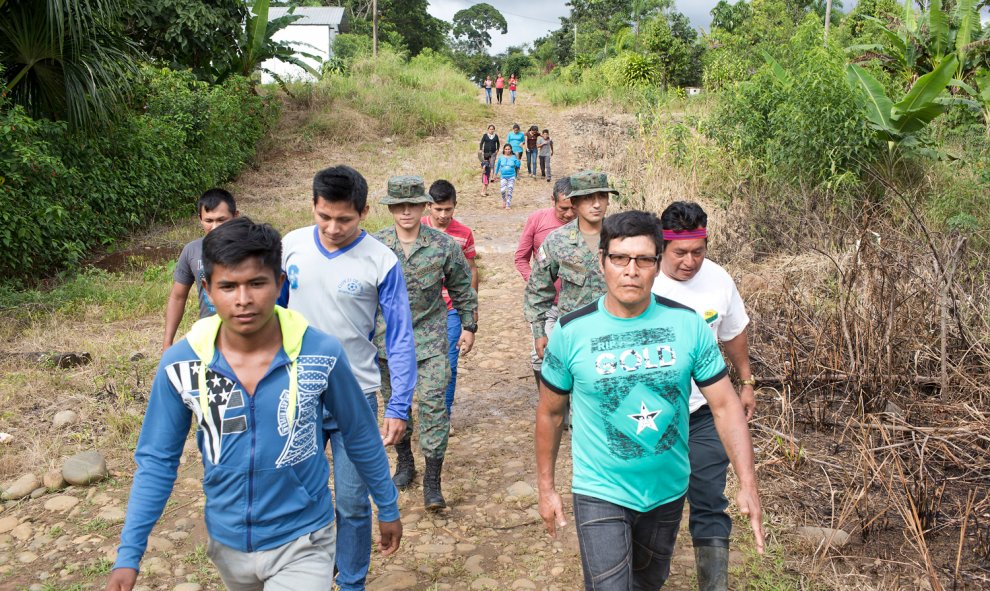 Liberación el San Luis de Taisha de los militares retenidos al entrar armados en la comunidad shuar de Yunkuapais.- EDU LEÓN