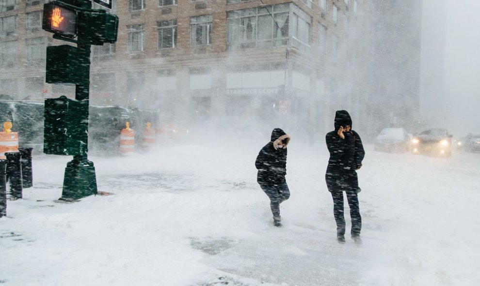 El gobernador de Nueva York, Andrew Cuomo, declaró el estado de emergencia en varias zonas del estado, incluida la ciudad de Nueva York, ante la fuerte tormenta. EFE/ Alba Vigaray