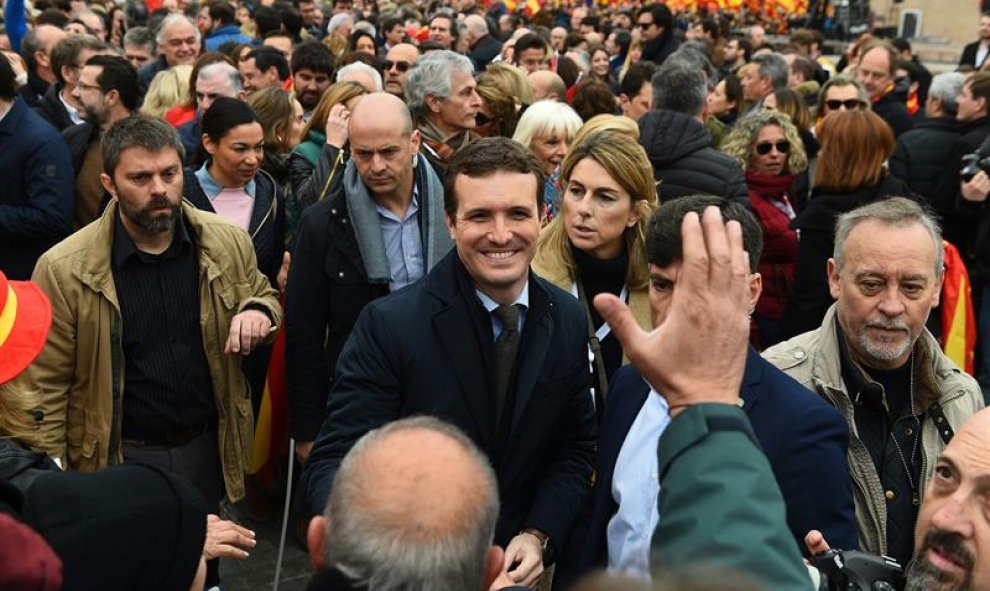 El presidente del PP, Pablo Casado, durante la concentración. Fernando Villar (EFE)