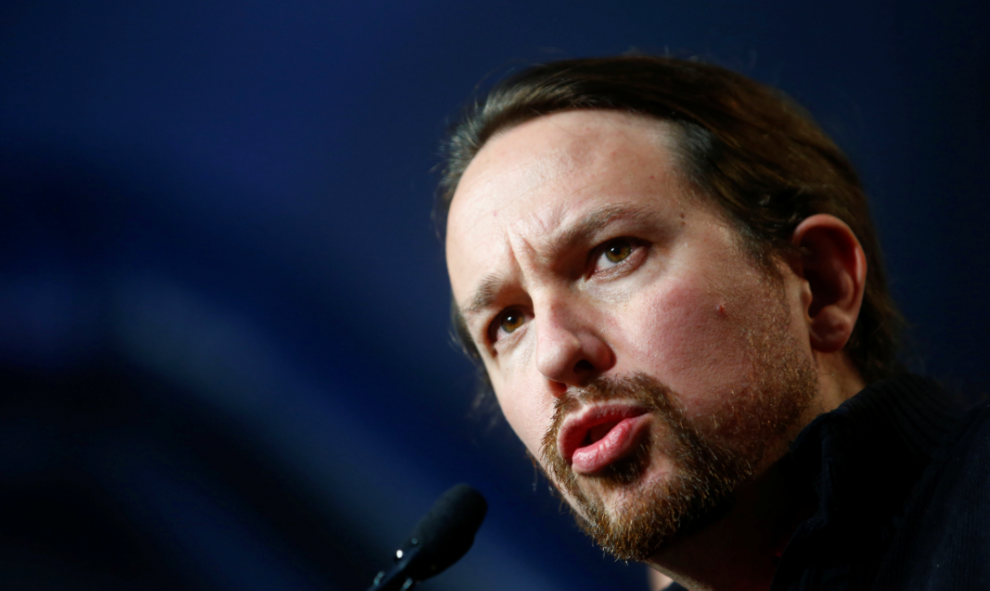 Pablo Iglesias comparece en rueda de prensa para analizar los resultados provisionales de las elecciones./ Javier Barbancho (REUTERS)