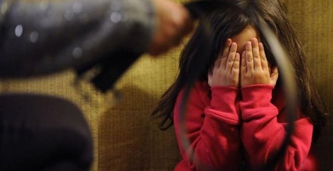 El Congreso se compromete con el Gobierno para una ley contra la violencia infantil. / Europa Press