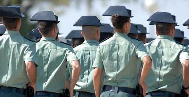 Fotografía de archivo de 2013 de la última promoción de la Guardia Civil en la Academia de Baeza. EFE/