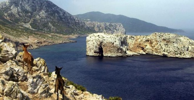 Alredores de Isla Perejil (al fondo), que será escenario de una manifestación de protesta por los llamados "territorios ocupados" por España.