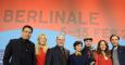 El jurado de la Berlinale posa ante los fotógrafos./REUTERS