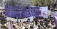 Vista de la manifestación en la que miles de personas han tomado hoy el corazón de la capital española en el Día Internacional de la Mujer para reivindicar la igualdad de género, defender el aborto libre y gratuito y rechazar la violencia machista. EFE