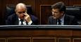 El ministro del Interior, Jorge Fernandez Diaz, con el de Justicia, Rafael Catala, en el pleno del Congreso. REUTERS/Juan Medina