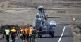 Un helicóptero Súper Puma participa en simulacro de accidente aéreo en Canarias realizado en las cercanías de la base aérea de Gando.