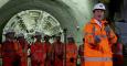 El primer ministro británico, David Cameron, durante una visita a las obras en la estación de Farringdon, en Londres. - REUTERS