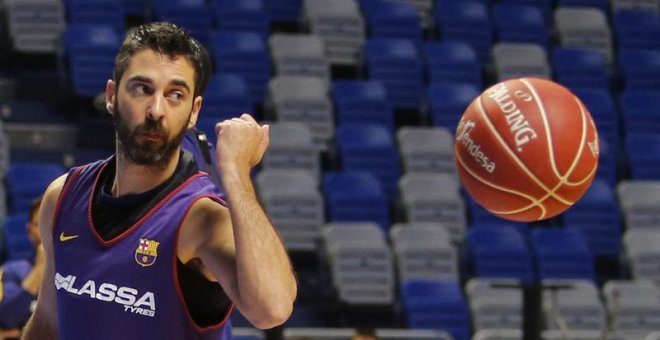 El escolta internacional del FC Barcelona Lassa Juan Carlos Navarro durante el entrenamiento realizado esta mañana previo al partido de semifinales de la Supercopa Endesa que jugará esta tarde ante el Herbalife Gran Canaria, en el Palacio de Deportes de J