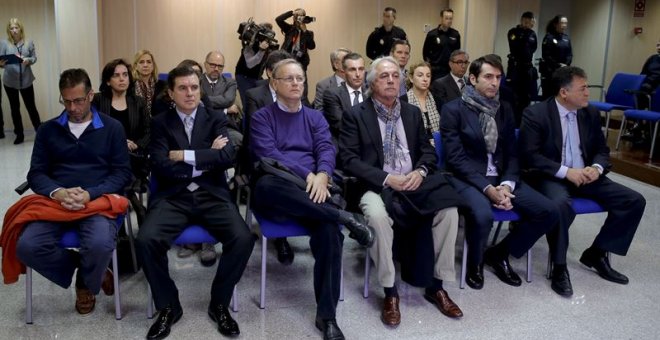 Los 18 acusados del caso Noos. Foto: Europa Press