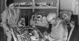 Pablo Picasso, en su estudio / Archivo EFE