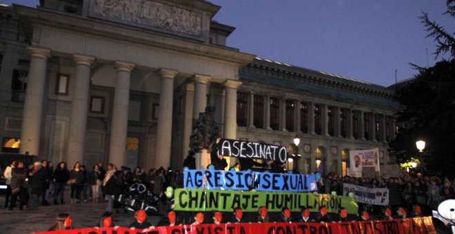 Pancartas contra la violencia machista durante el 7-N / EFE