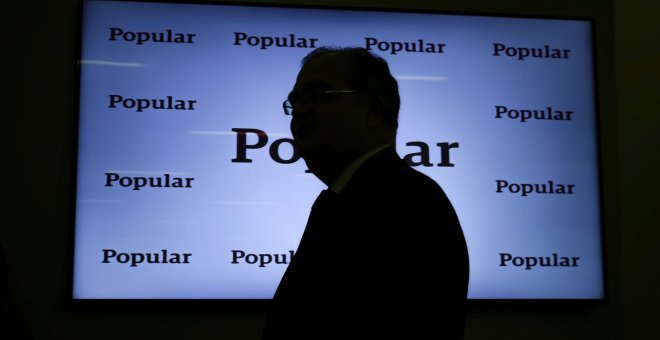 El presidente saliente del Banco Popular, Ángel Ron, durante la presentación de los resultados de 2016. EFE/Emilio Naranjo