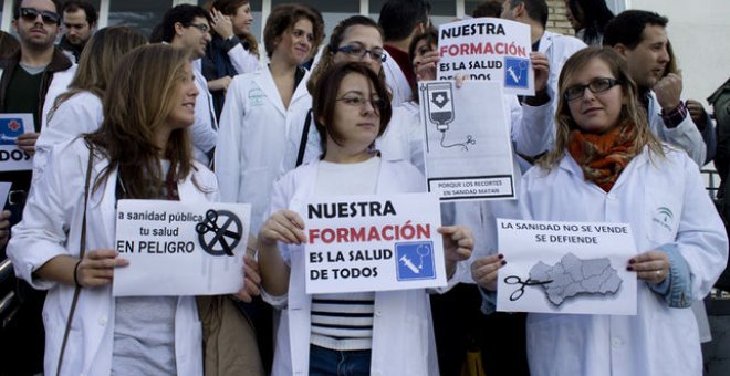 Manifestación de estudiantes y residentes en defensa de la sanidad pública.