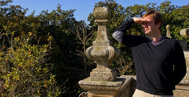 Benito Portela, alcalde de En Marea, durante su visita al Pazo de Meirás. MANUEL MARRÁS