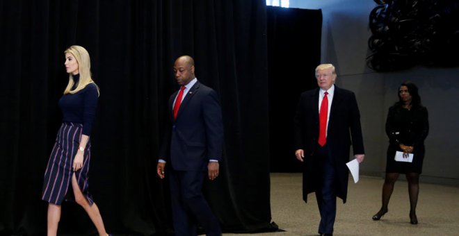 Ivanka Trump y su padre visitan este martes Museo de Historia y Cultura Afroamericana, en Washington. | REUTERS