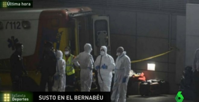 Agentes de TEDAX en el exterior del Santiago Bernabéu. /LA SEXTA DEPORTES