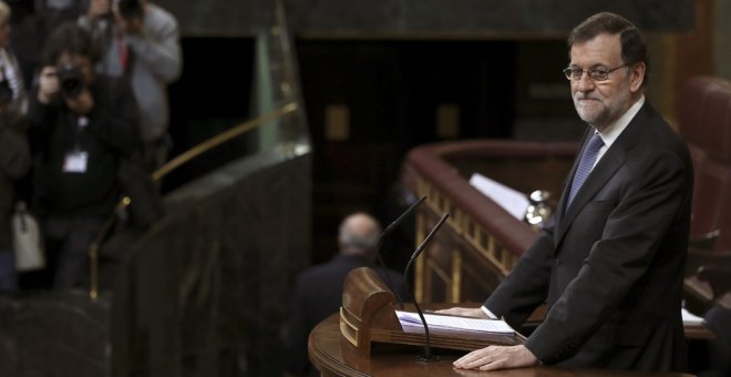 El presidente del Gobierno, Mariano Rajoy, durante su intervención ante el pleno del Congreso donde expone las conclusiones del último Consejo Europeo EFE/Chema Moya