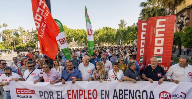 Manifestación contra los despidos en Inabensa, la principal filial de Abengoa. EFE