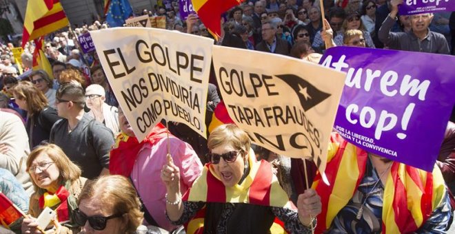 Manifestació en contra de procés sobiranista. EFE