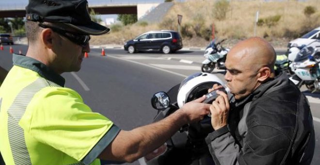 El Tribunal Supremo considera delito negarse a la segunda prueba de alcoholemia / EFE