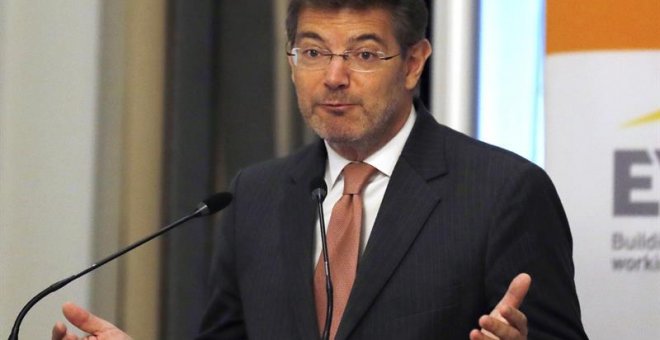 El Ministro de Justicia, Rafael Catalá, durante su intervención en un desayuno informativo celebrado hoy en un hotel de Madrid organizado por El Economista.EFE/Sergio Barrenechea