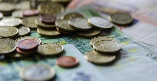 El salario medio en España alcanza los 1.636 euros mensuales. EUROPA PRESS