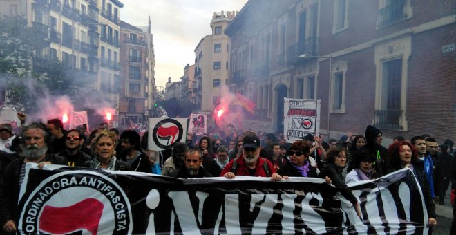 Cabecera de la manifestación antifascista. Twitter