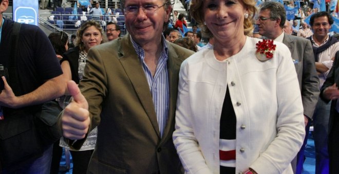 Francisco Granados y Esperanza Aguirre, juntos, en un acto del PP. Archivo EFE