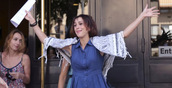 Juana Rivas, a su salida de los juzgados de Granada. EFE/Pepe Torres