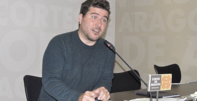 El diputado de Podemos en las Cortes de Aragón, Nacho Escartín. E.P.