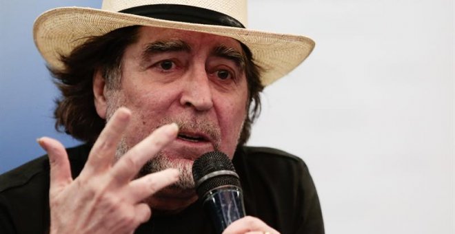 Joaquín Sabina, durante la rueda de prensa. EFE