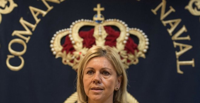 La ministra de Defensa, María Dolores de Cospedal, durante su intervención en la reunión del Consejo Superior de la Armada que ha presidido este miércoles en la Comandancia Naval de Bilbao (Vizcaya). EFE/Miguel Toña