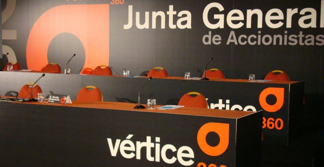 Imagen de la junta general de Vértice 360º.